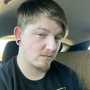 Meet your Posher, Dillon